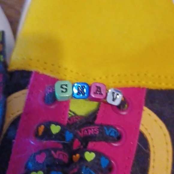 Vans old skool. Like new. Worn once. Womens size 9 mens size 7.5. No box. - Picture 3 of 7